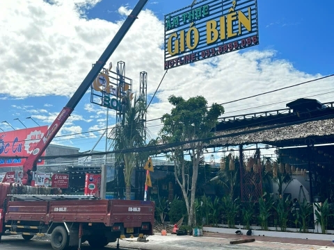  Làm biển quảng cáo ở Thuận An Bình Dương